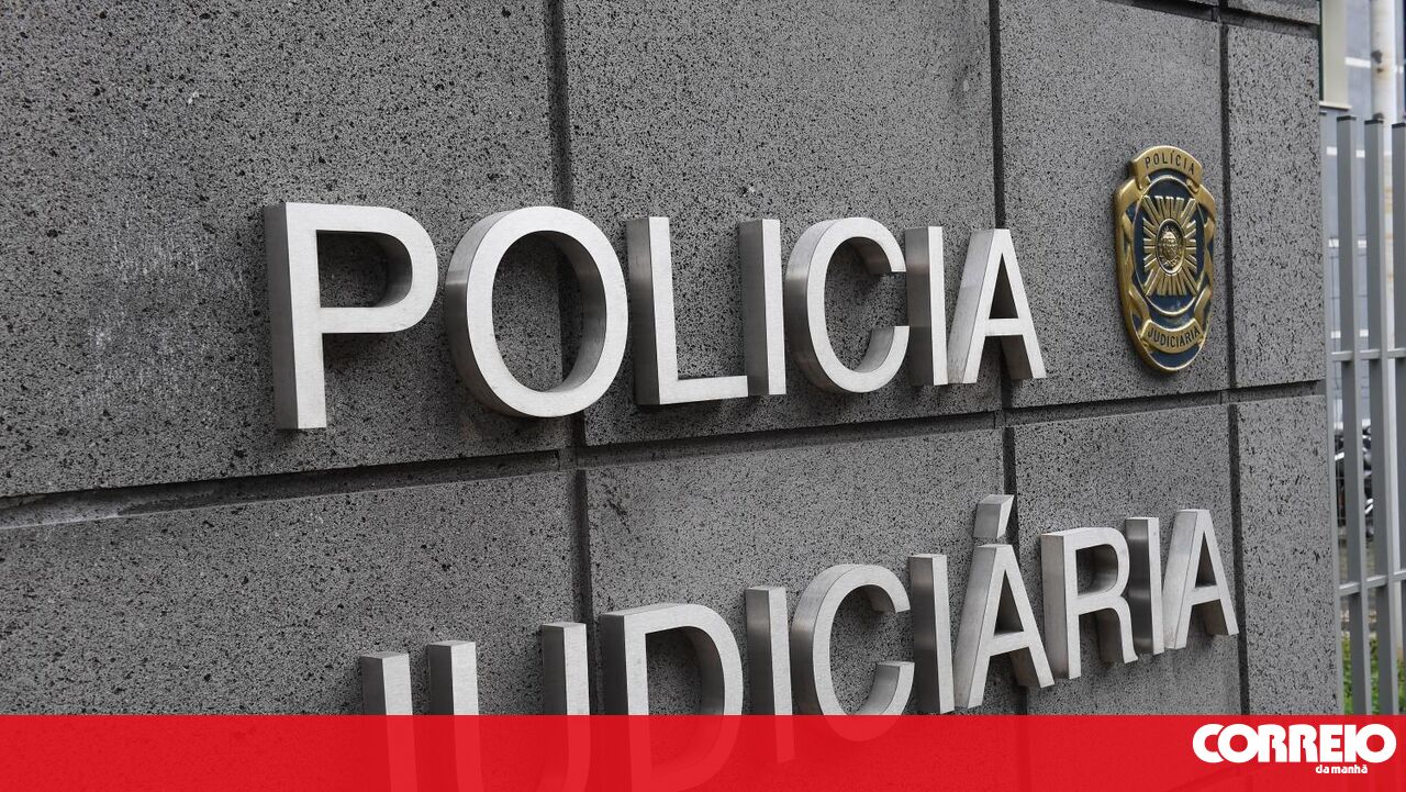 Jovem de 20 anos detido em Coimbra por pornografia de menores
