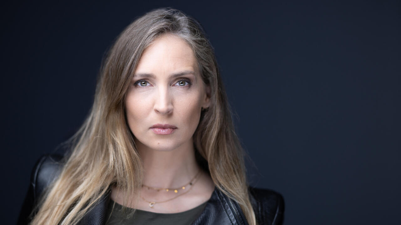 Juliette, ex-mannequin française, raconte comment elle a échappé à Jeffrey Epstein