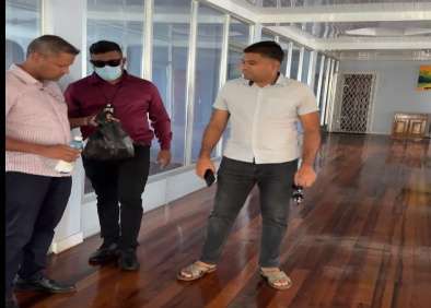 SOCU Raids Opposition Leader's Firm, Finds Signs of Unlicensed Money Exchange