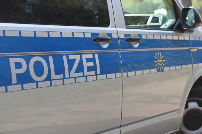 Razzia in Leipzig und Taucha: Polizei findet Drogen, Schusswaffen und Beutegut