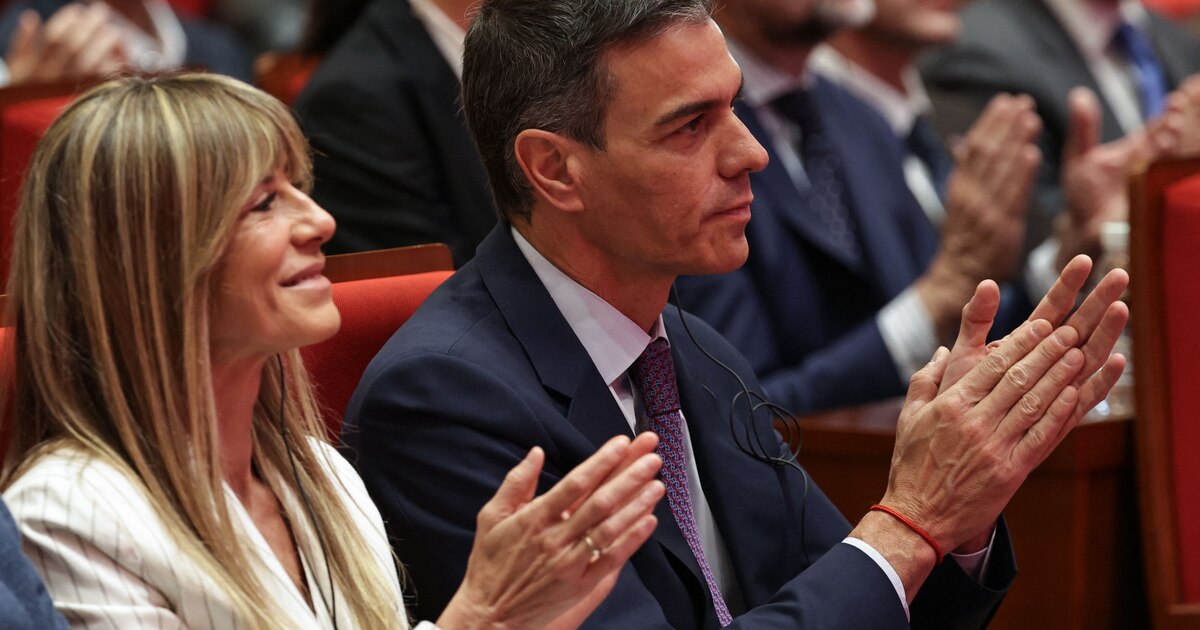Tribunal español prohíbe salir del país a la esposa del presidente del Gobierno por corrupción