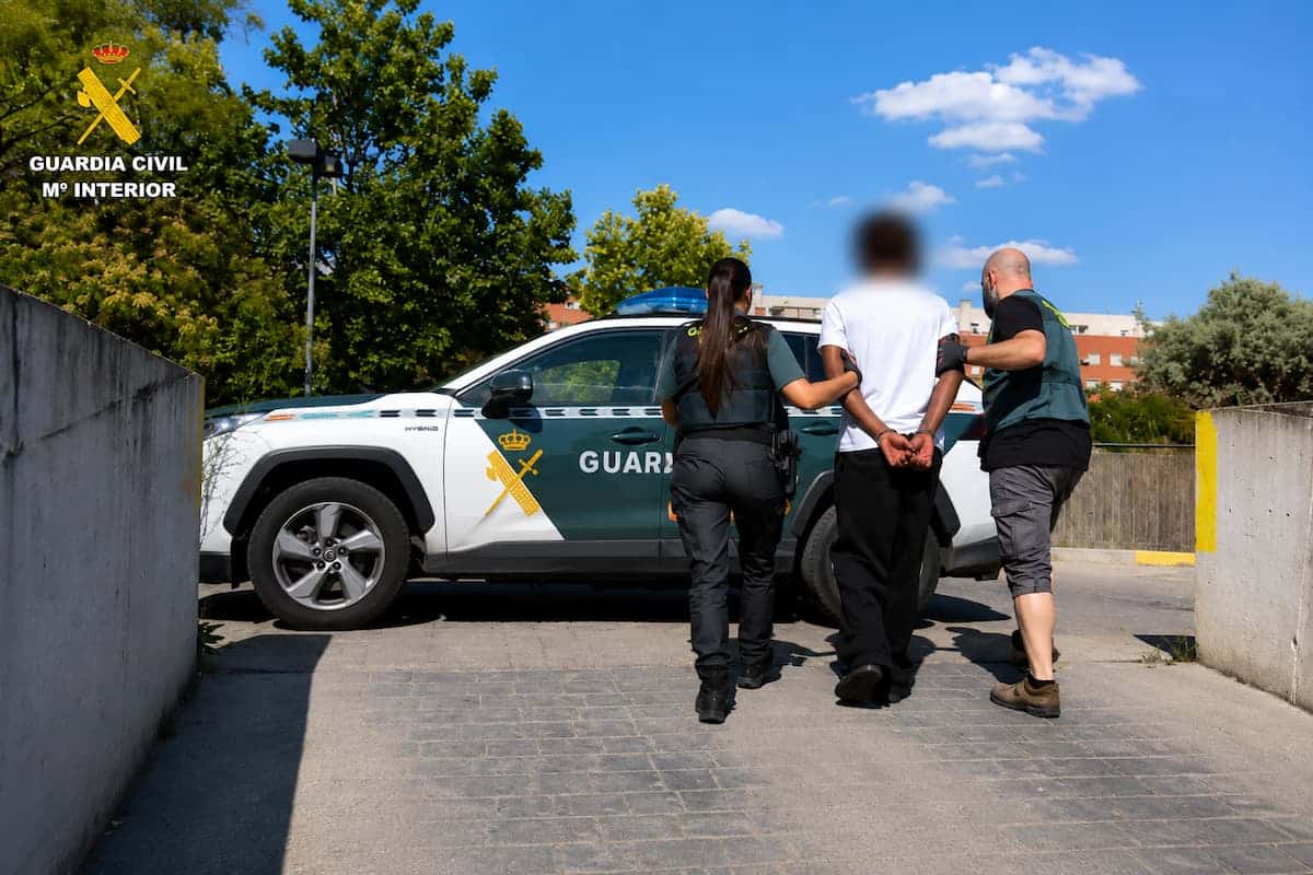 Detenido un muchacho de 19 años por cuatro asaltos violentos en Rivas Vaciamadrid