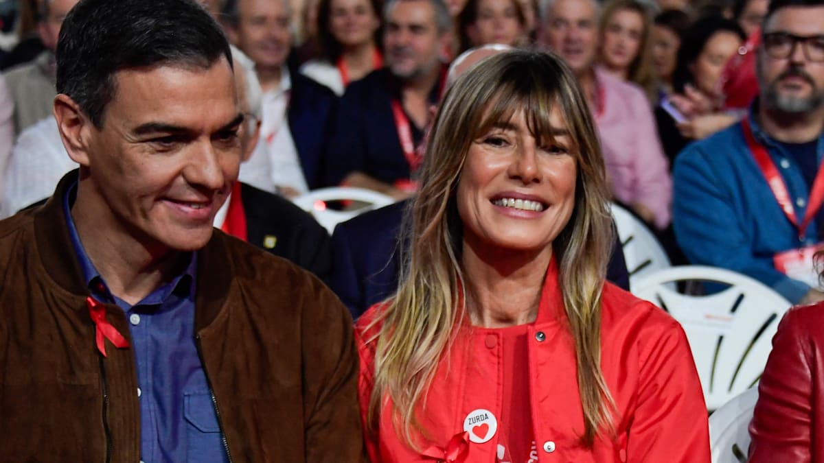 La mujer del presidente español Pedro Sánchez, imputada por corrupción, debe entregar su pasaporte y no puede salir de España