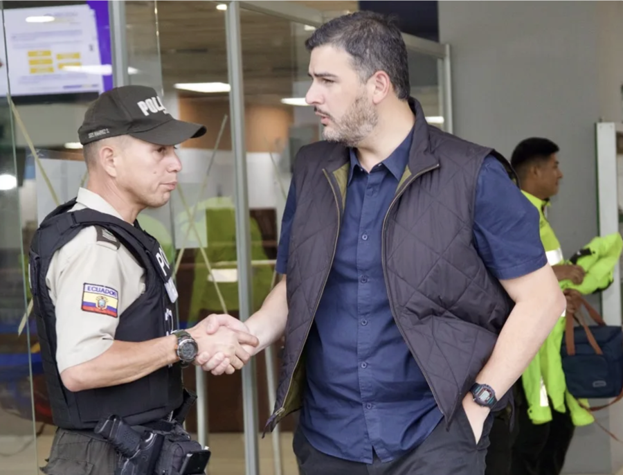 Alcalde de Guayaquil, Aquiles Álvarez, detenido en investigación por presunta delincuencia organizada