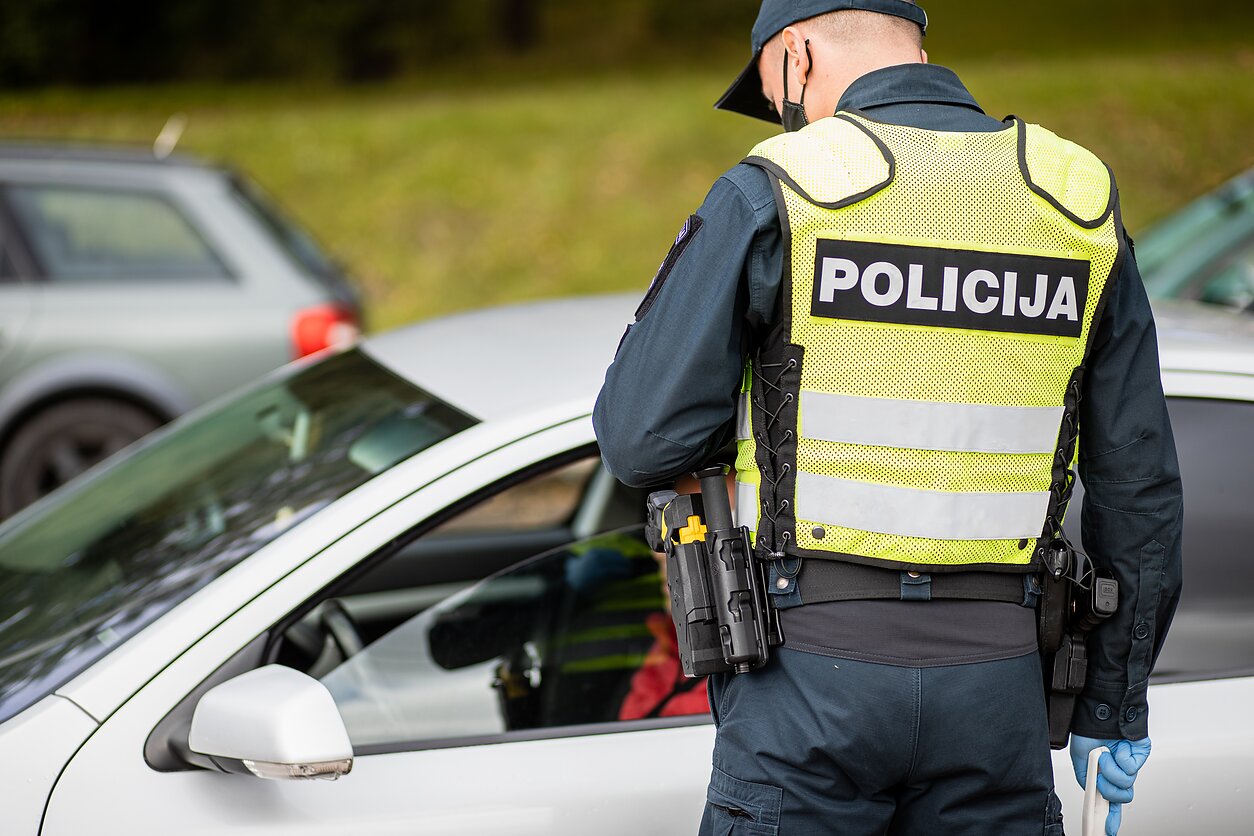 Veisiejuose ieškomas vyrą sumušęs užpuolikas