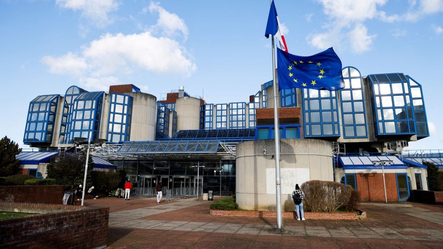 Affaire de déontologie judiciaire à Bobigny : une mère traitée de "psychologue bobo" dans un jugement