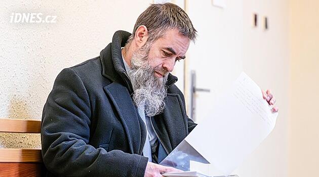 Řidiči prezidenta Pavla potvrdili trest za řízení pod vlivem alkoholu