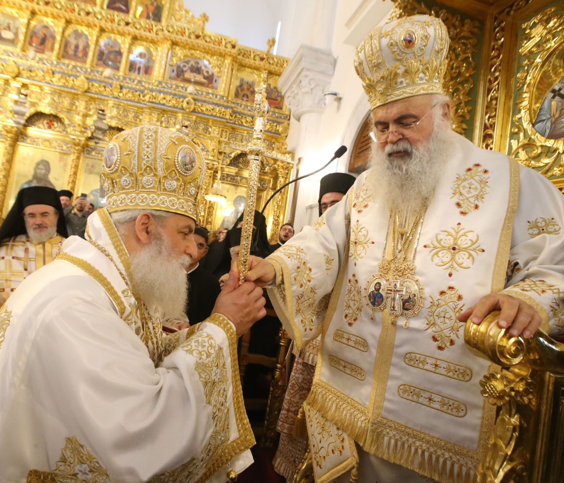 Αρχιεπίσκοπος Γεώργιος: Η Εκκλησία δεν εμπλέκεται στις ανταλλαγές κρατικής γης
