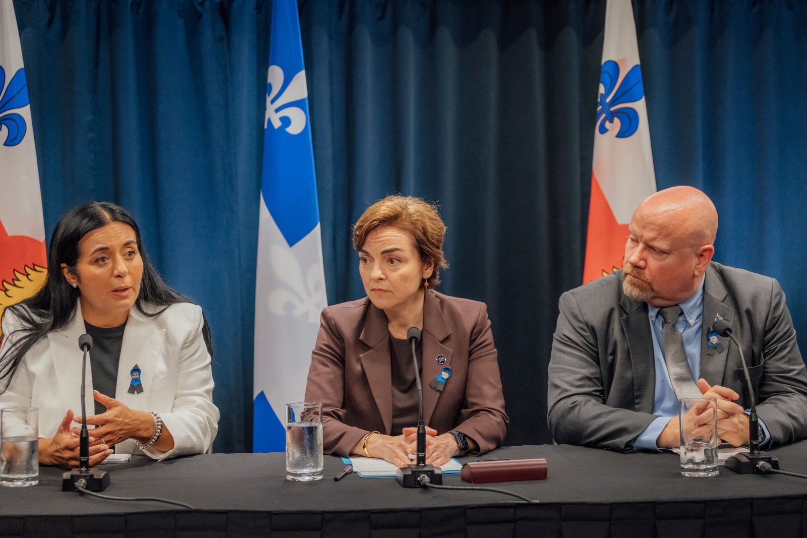Quebec and Montreal Flags Lowered in Mourning After Côte-des-Neiges Shooting
