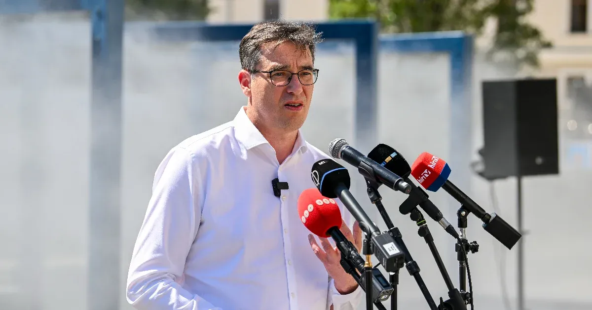 Vállalkozó százmilliókat fizetett politikusoknak parkgondozó megbízásokért, ám eredménytelenül