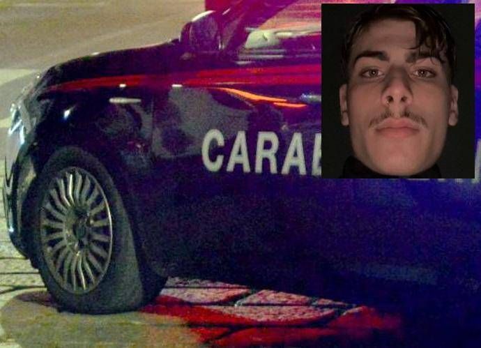 Napoli, 21enne ucciso sotto casa a Miano: killer in fuga