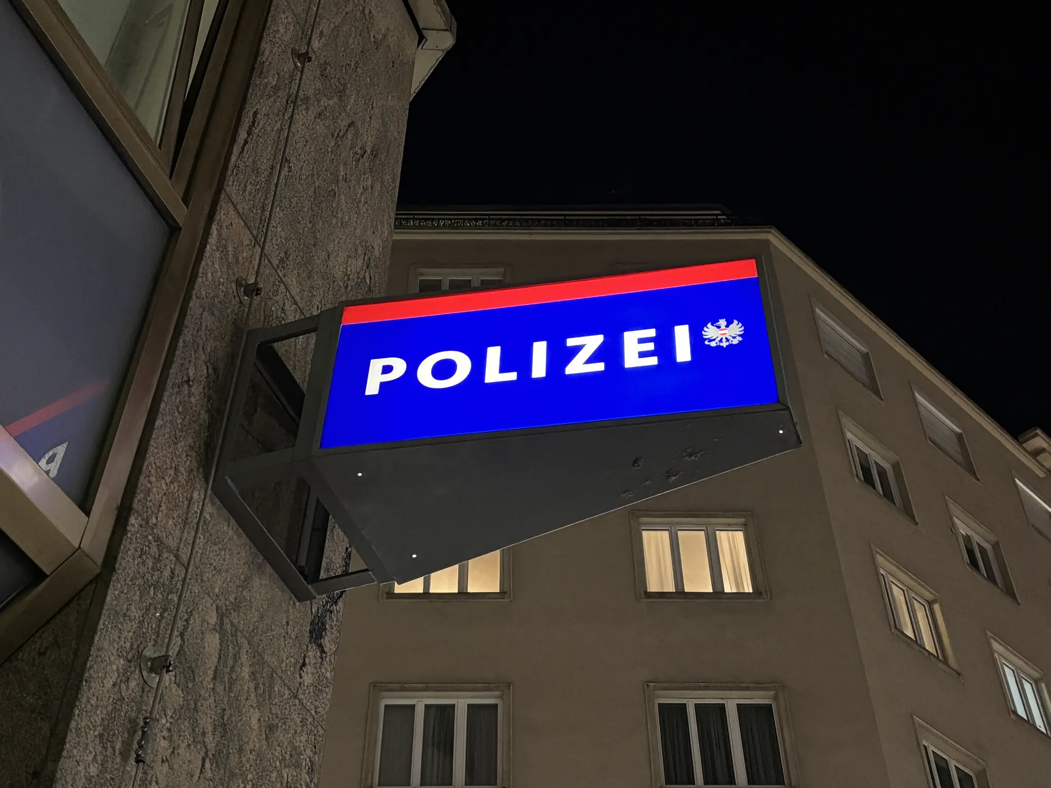 Drogen-Krypto-Bande: 30-Jähriger nach Wien ausgeliefert – 104 Kilo Rauschgift und halbe Million Euro