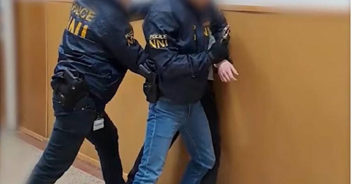 Budapest: Mentős kanibalizmus miatt letartóztatták, emberi maradványokat találtak otthonában