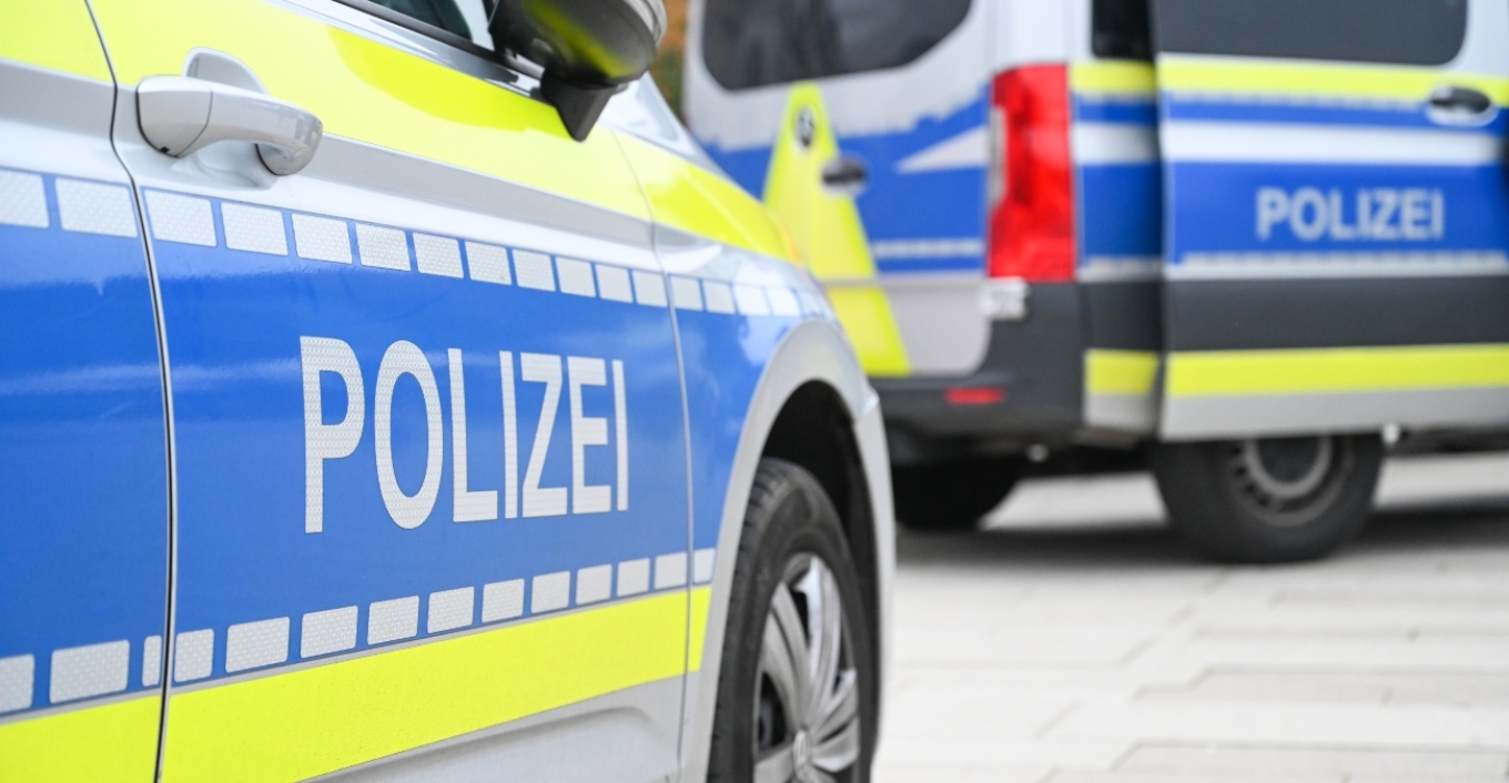 Polizei erschießt Mann nach Messerangriff auf Beamten in Frankfurt