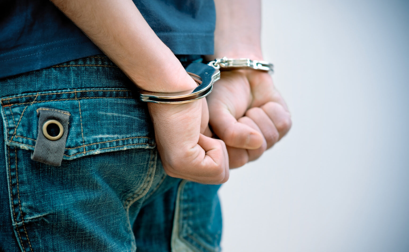 Bărbat reținut în Argeș pentru abuz sexual online asupra unei copile de șapte ani