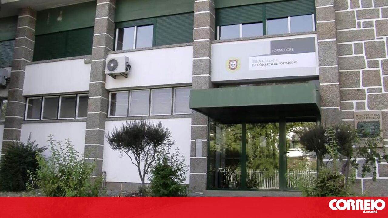 Tribunal de Portalegre impõe pena de prisão a homem por violência doméstica e violação