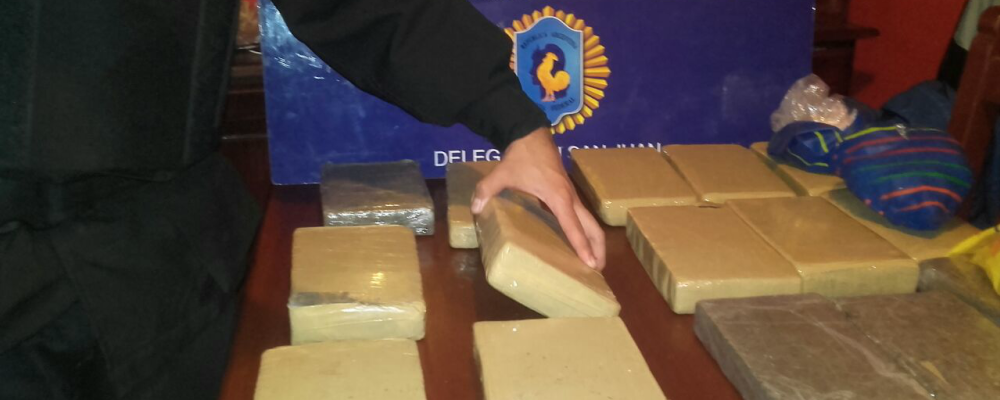 Operativo federal desmantela redes de narcotráfico en San Juan con decenas de arrestos