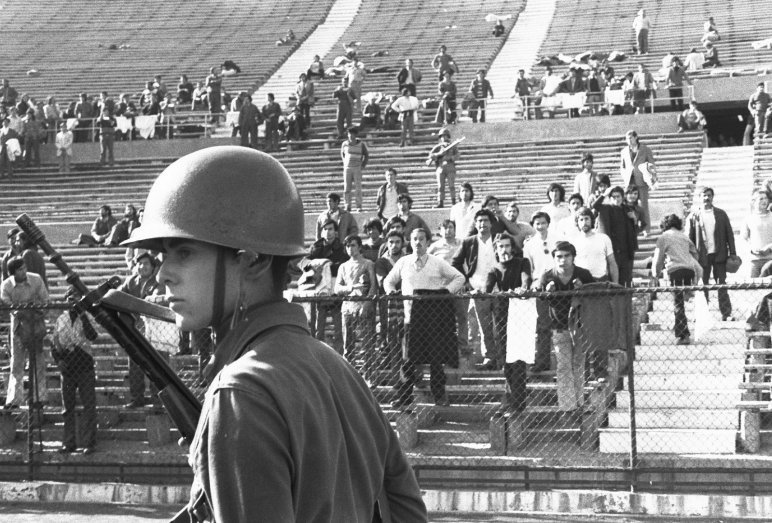 Tribunal chileno condena al Estado a resarcir a exestudiante torturado en 1973
