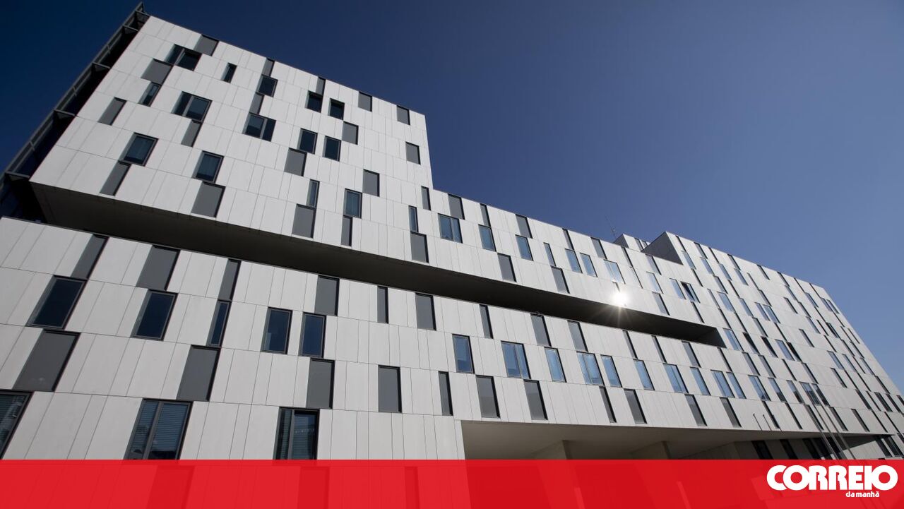 Investigação a segredos militares reativada após escutas a extremistas