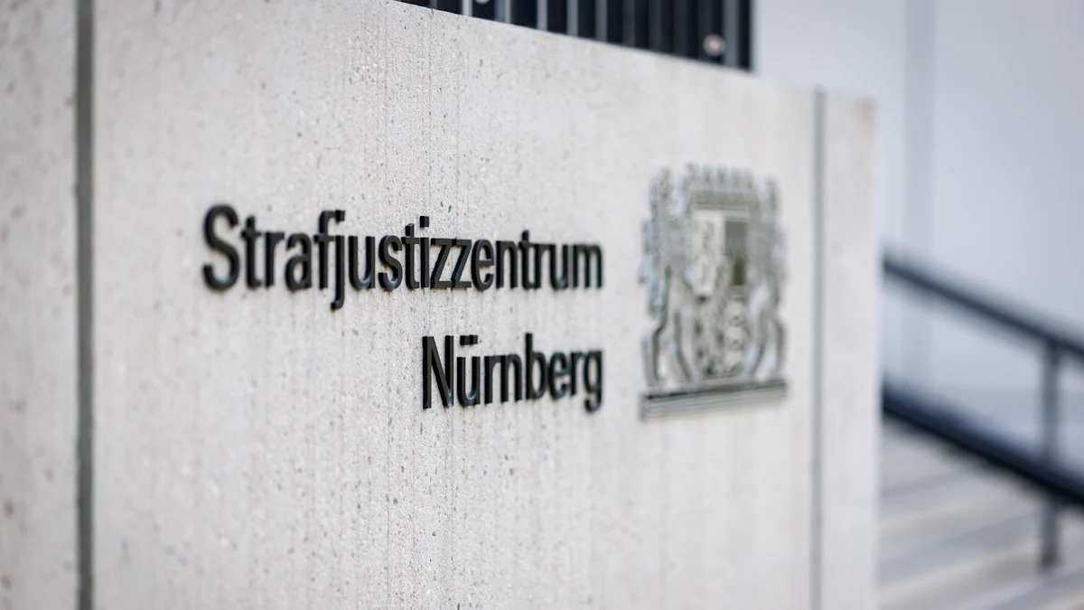 Ex-Polizeiangestellte in Nürnberg wegen 200.000-Euro-Diebstahls zu drei Jahren Haft verurteilt