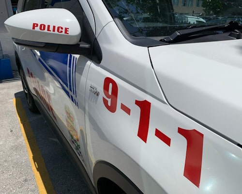 Man Arrested in Cayman Islands After Two Attacks on Police