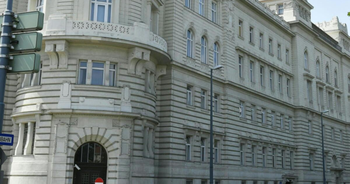 Wiener Polizisten nach Festnahme mit schweren Folgen für Ukrainer angeklagt