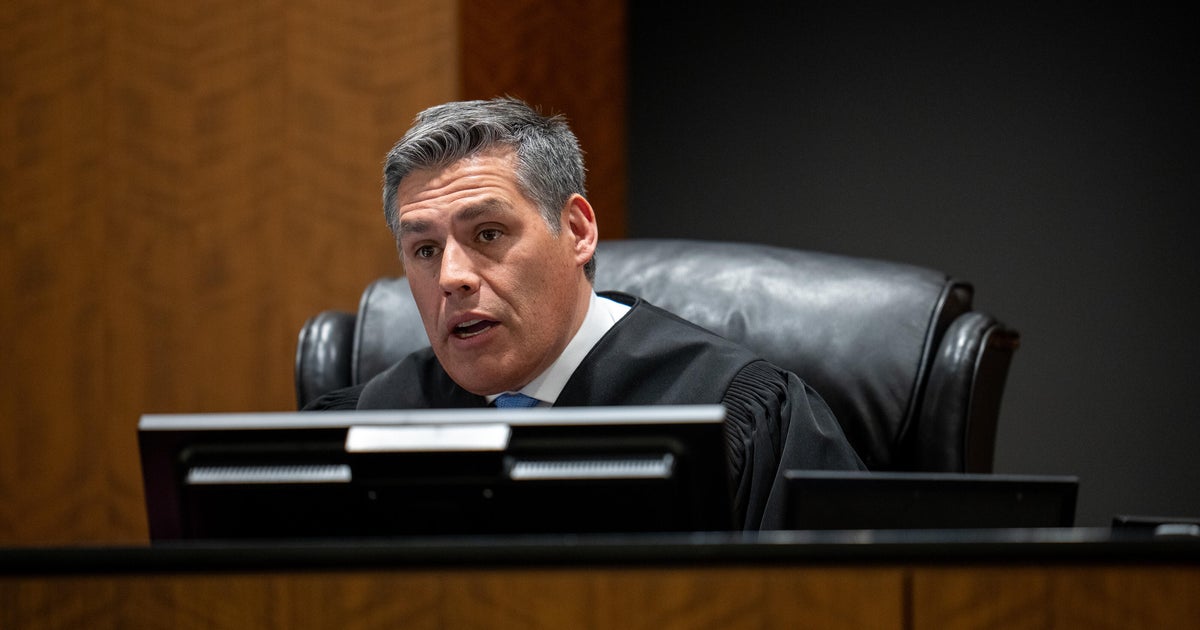 Prosecutor held in contempt in Charlie Kirk murder case; death penalty stays