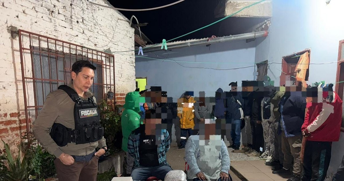 Madre e hijo detenidos por venta de droga en zona Los Lotes de Santa Cruz