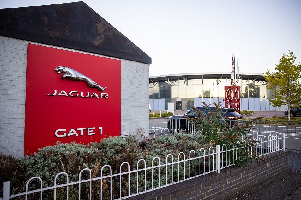 Cyberatak na Jaguar Land Rover kosztował Wielką Brytanię 2,5 mld dol. – trop prowadzi do Rosji