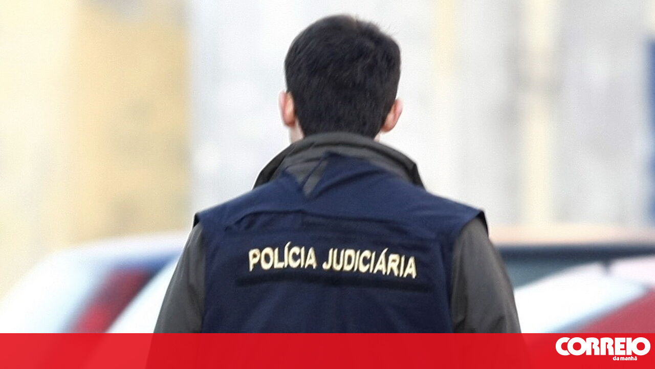 Detido suspeito de provocar incêndio que arrasou cinco casas precárias em Lisboa