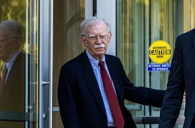 John Bolton pledează vinovat pentru reținere de documente clasificate, riscă 5 ani de închisoare