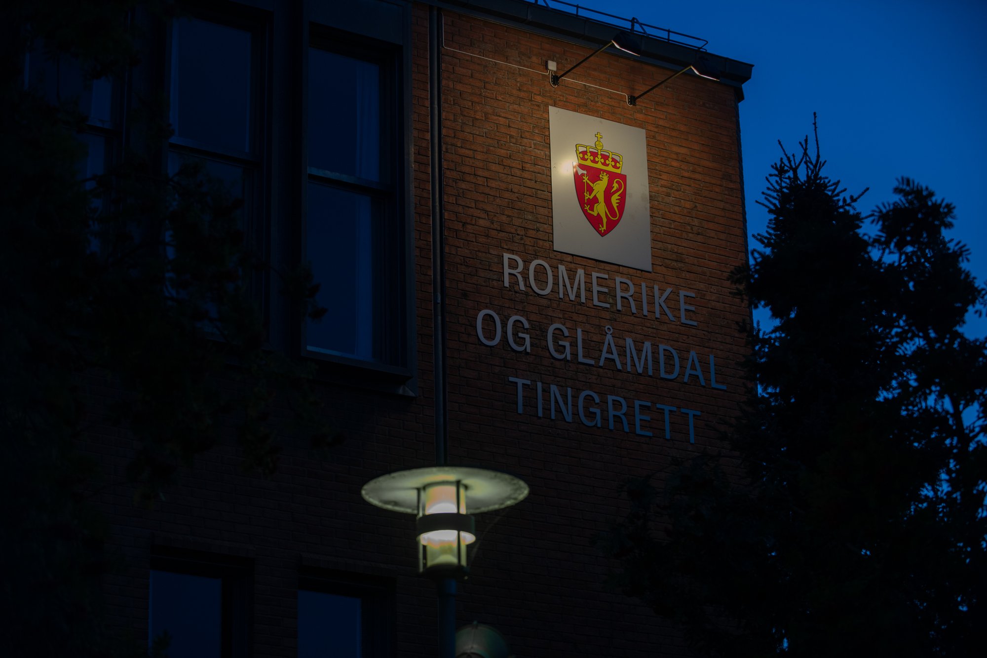 Mand idømt straf for groft bedrageri med svindelpenge fra ældre kvinde
