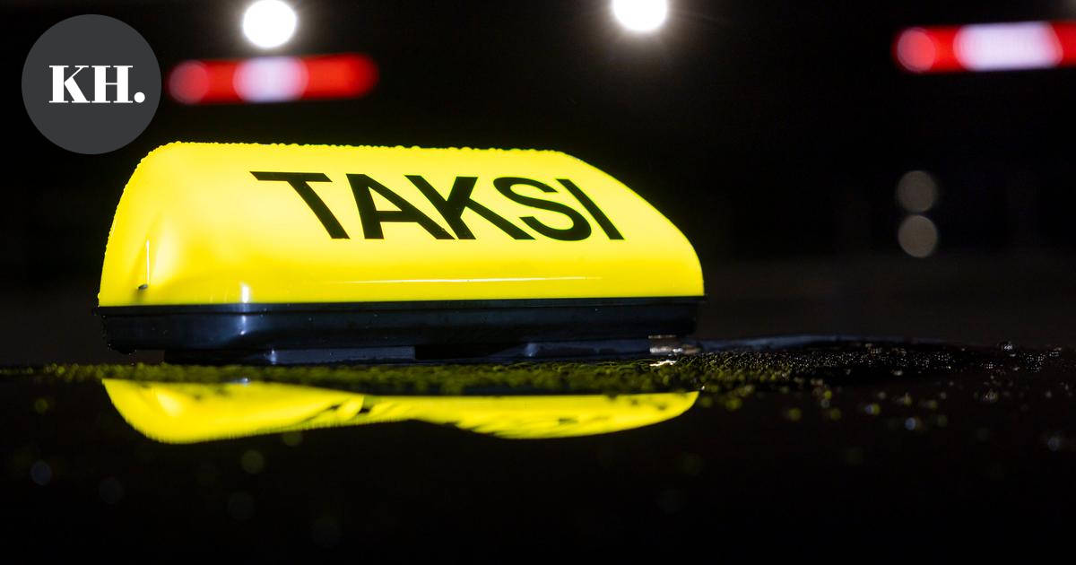 Taksinkuljettajaa pahoinpideltiin Lahdessa ja mies yritti hypätä liikkuvasta poliisiautosta Hämeenlinnassa