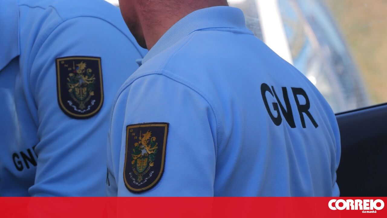 GNR detém homem em flagrante durante assalto a habitação em Braga