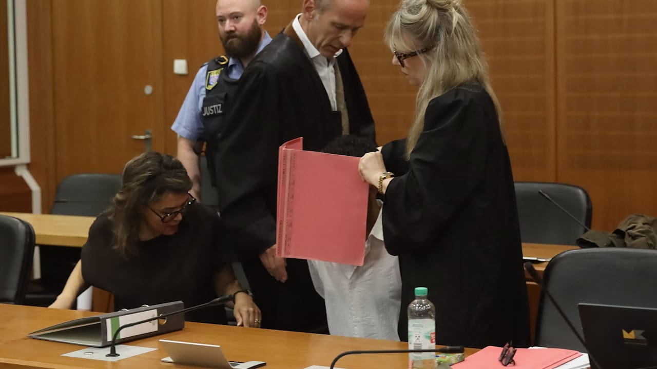 Frankfurt: 24-Jähriger wegen tödlichen Raserunfalls vor Gericht