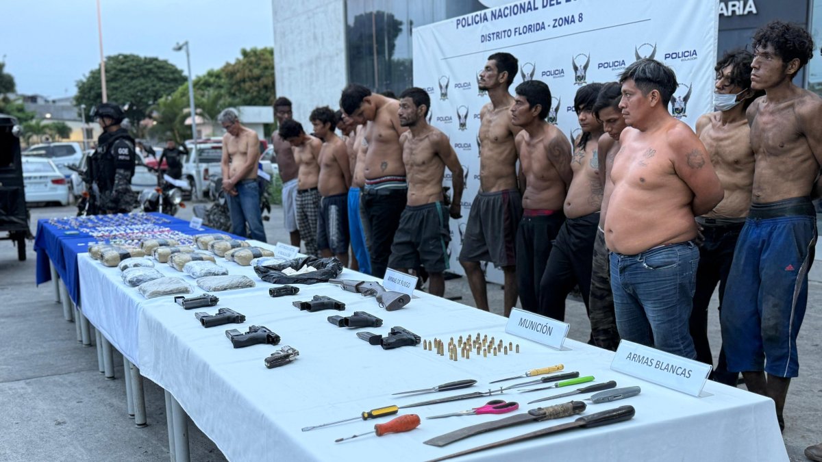 Operativo policial en Guayaquil deja 29 capturados y golpea a ocho bandas