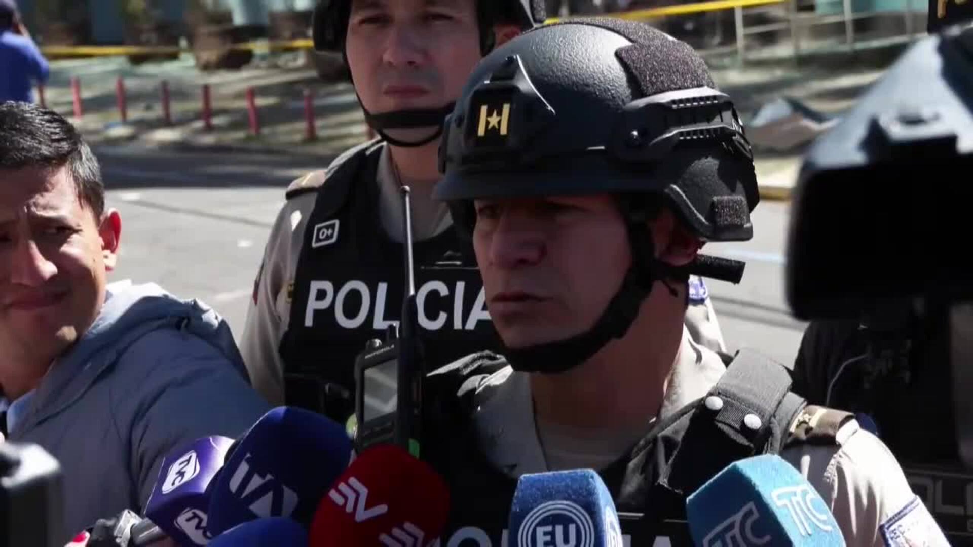 Atentado con explosivos contra la sede de ARCOM y el Ministerio de Agricultura en Quito