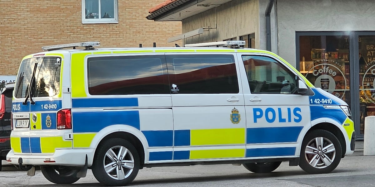 Beväpnad rånare i Kisa ringde själv polisen och erkände butiksrån