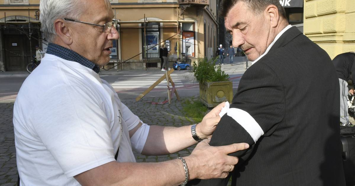 Zagreb obilježio Dan bijele trake: 102 pjesme za 102 ubijena djeteta iz Prijedora