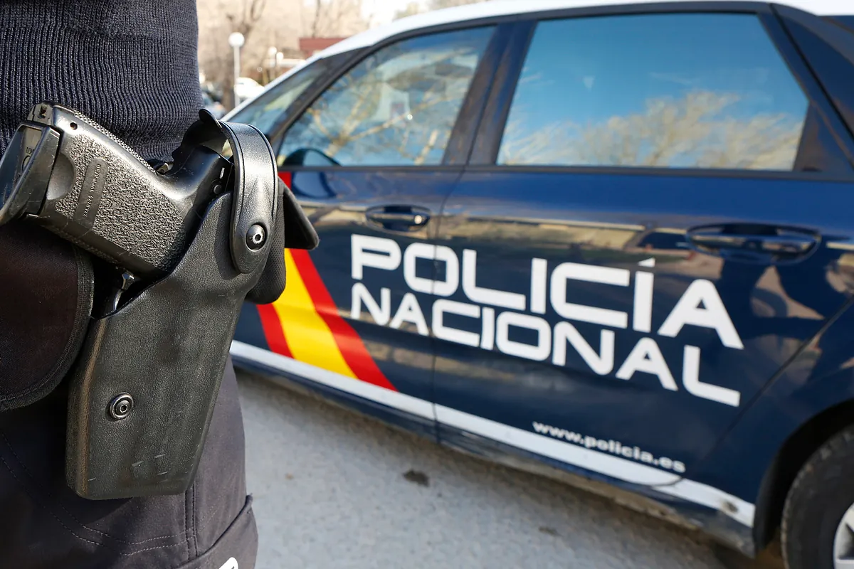 Detenido en Puente de Vallecas por violar a su pareja ante su hija de 4 años