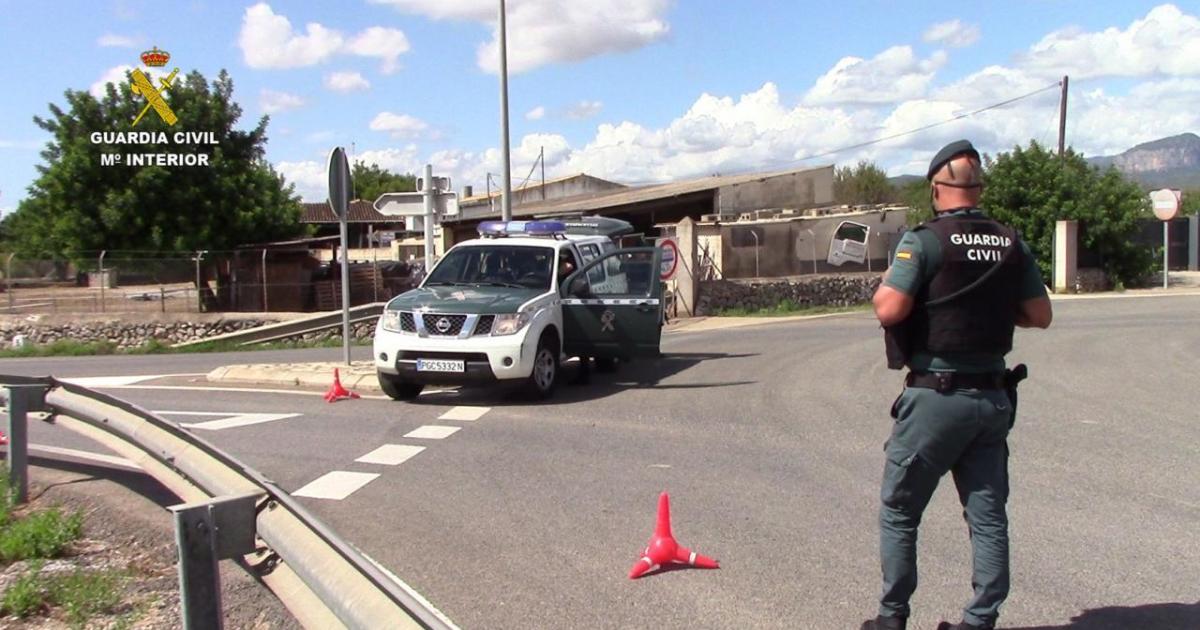 Detienen en el puerto de Alcudia a un marroquí con 16 kilos de cocaína ocultos en su coche