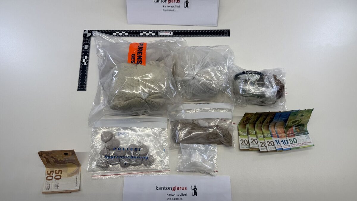 Mutmasslicher Drogenhändler am Bahnhof Glarus festgenommen