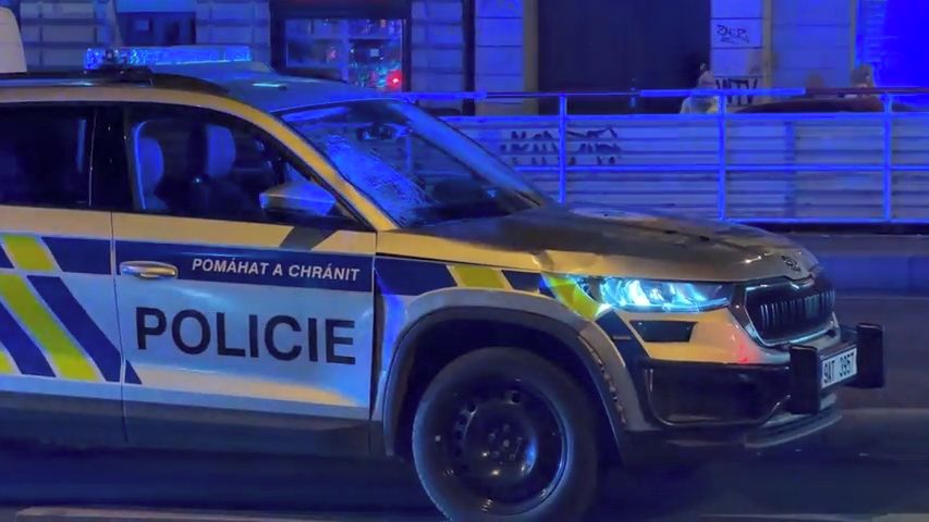 Policistka, která srazila chodce, vyvázla bez soudu. Stíhání zastavili