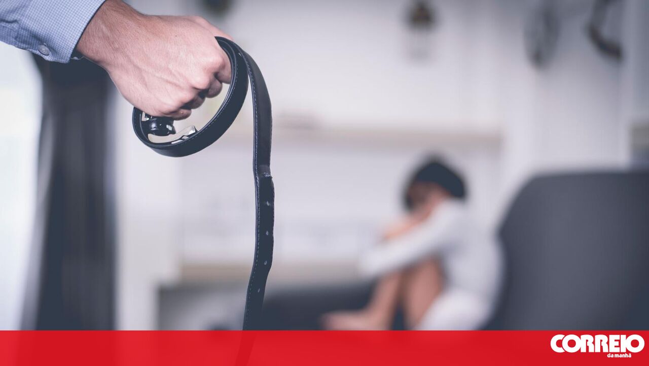Prisão preventiva para homem que agredia mulher desde 2011 em Santarém