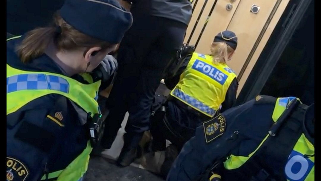 Två narkotikaförundersökningar efter polisinsats mot Roc Boyz