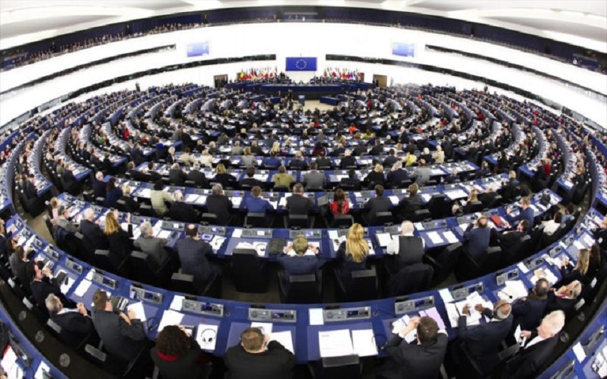 Enquête en France sur des eurodéputés d'extrême droite pour détournement de fonds européens