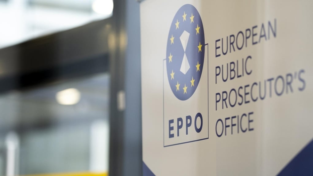 Enquête du Parquet européen sur le détournement de fonds par des partis d'extrême droite en France