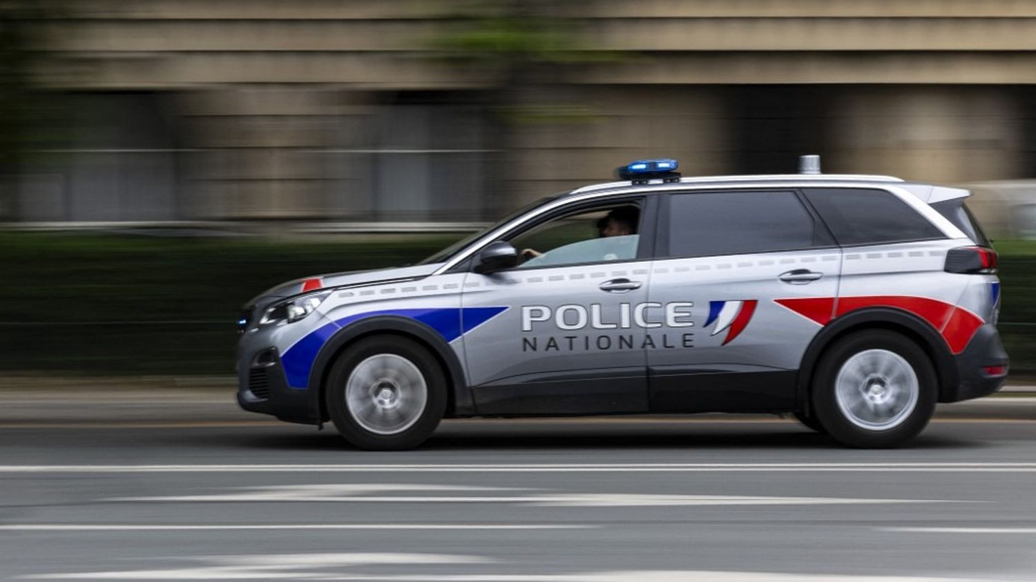 Un homme tué par balles dans sa voiture à Sevran, le tireur en fuite