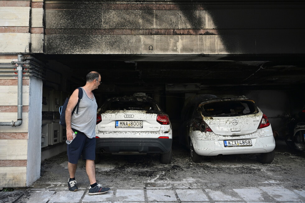 Επίθεση με μολότοφ σε σπίτια μελών της Νέας Δημοκρατίας στη Θεσσαλονίκη: Νεκρή μητέρα, τρεις τραυματίες
