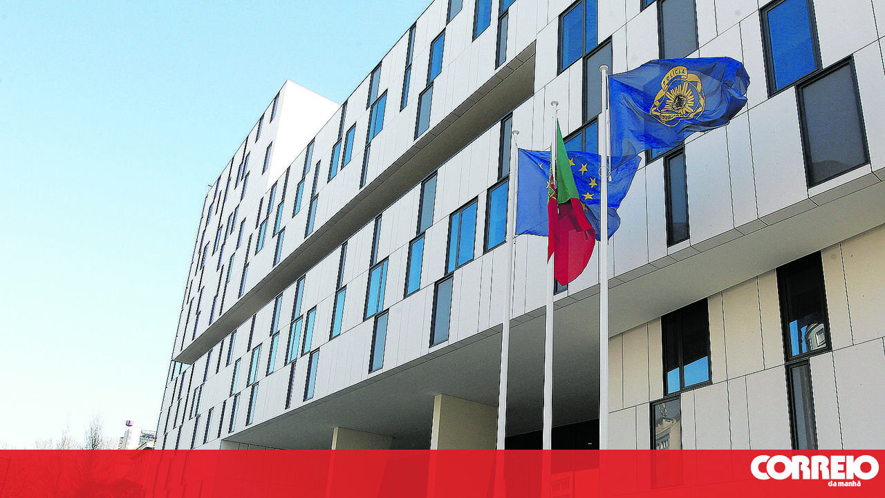 Três médicos detidos em esquema de fraudes em reformas por invalidez que beneficiou 182 pessoas